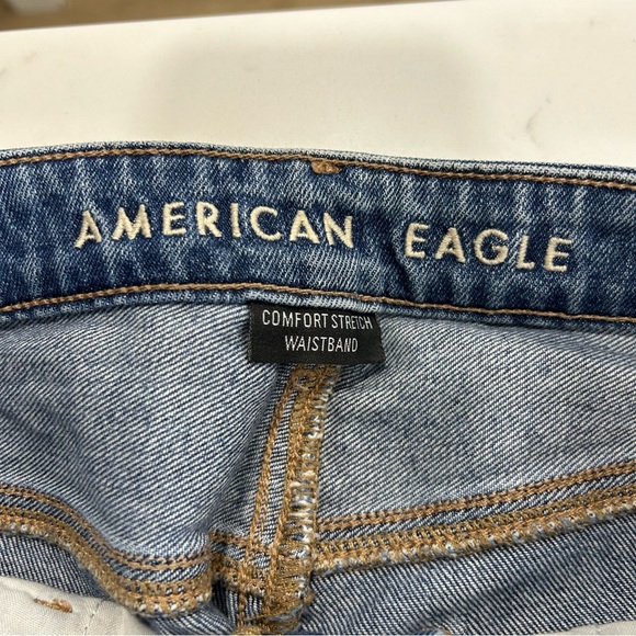 American Eagle Mom Jean Long - Picture 3 of 5
